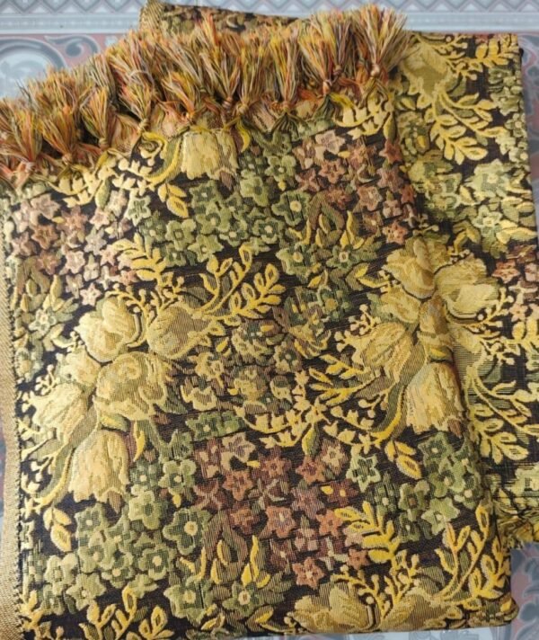 Closup AAVUNO premium golden olive floral silk embroidered king size bed cover
